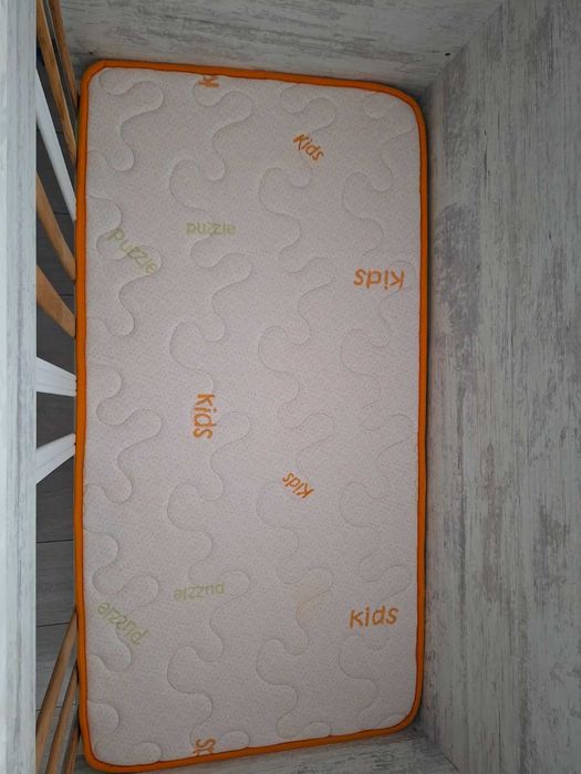 Бебешка кошара -люлка, обиколници, проходилки, чувалче