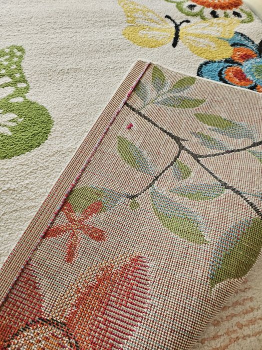 Обзавеждане, мебели, Монтесори детска стая