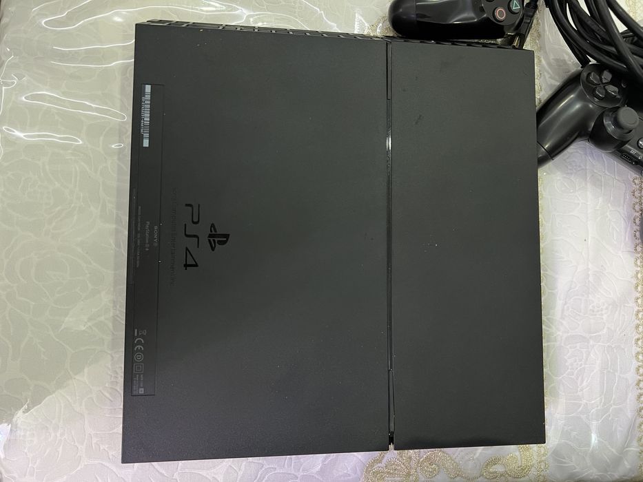 PlayStation 4 500GB