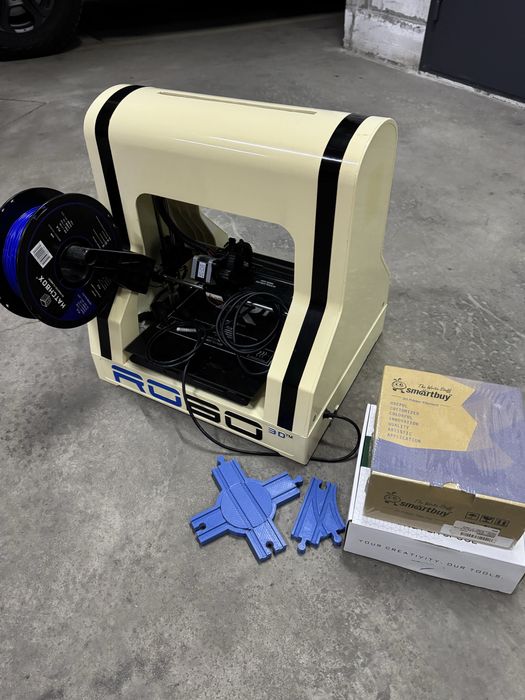 3D Printer Robo R1 с 2мя пленками для принта