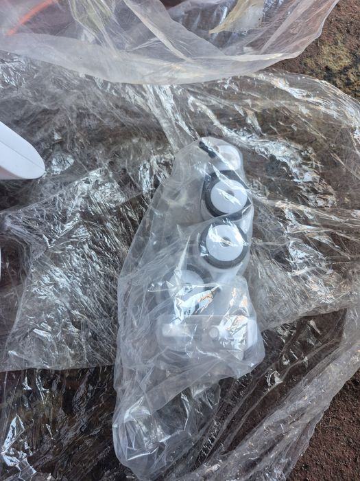 Продам коляску и ходунки