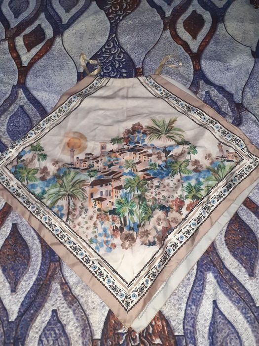 Дамски сатенирани комплекти