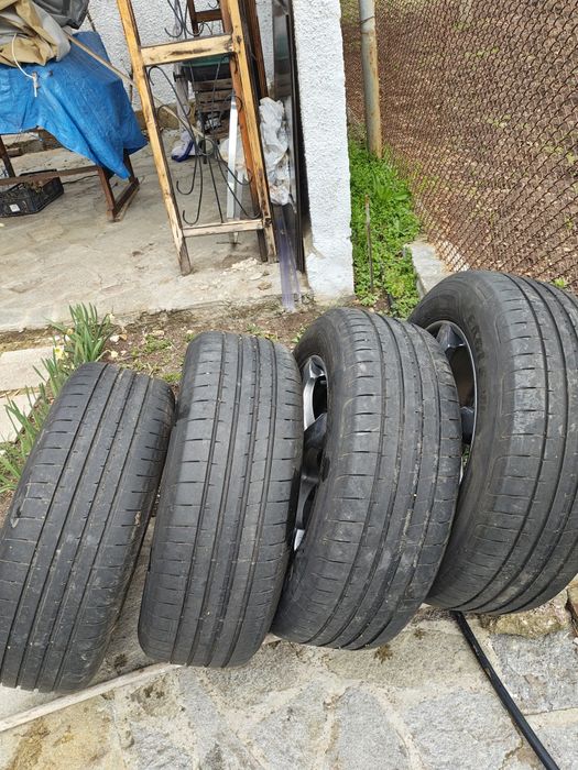 Перфектни 235/60/18 GOODYEAR - над 6мм летни гуми, Джанти  AEZ - 5/112