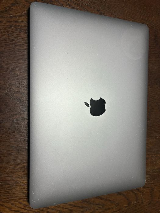 Vând MacBook Pro 13” 2019 (A2159), pentru piese sau reparație.