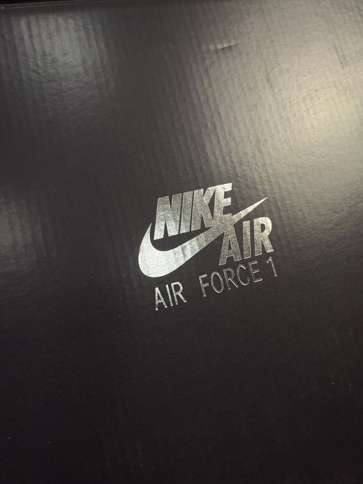 Nike AIR FORCE 1 retro ll qs