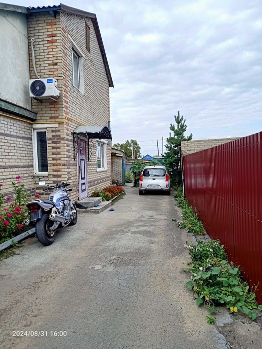 Продам квартиру в двух этажном доме