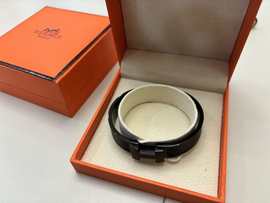 Дамски гривни Hermes