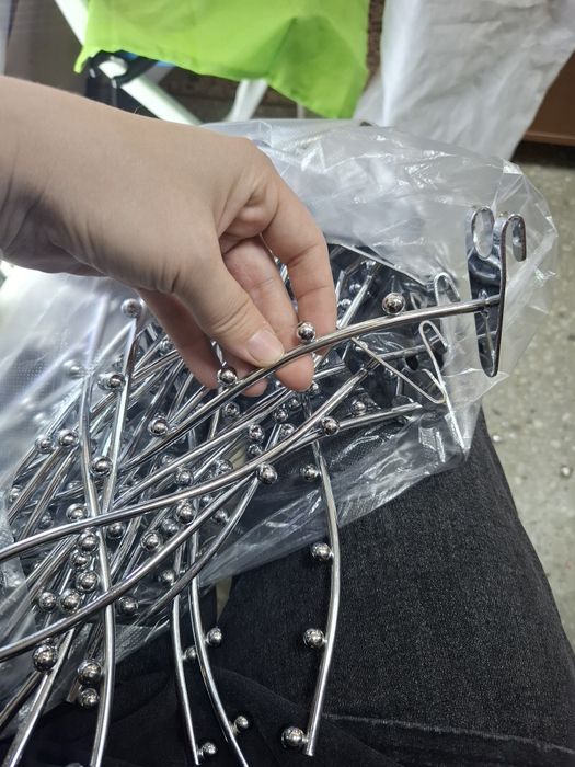 Продам кронштейн