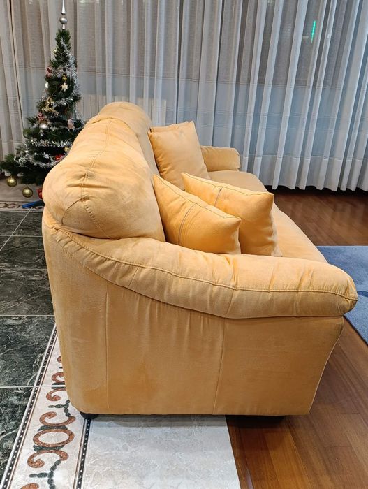 Разтегателен италиански диван