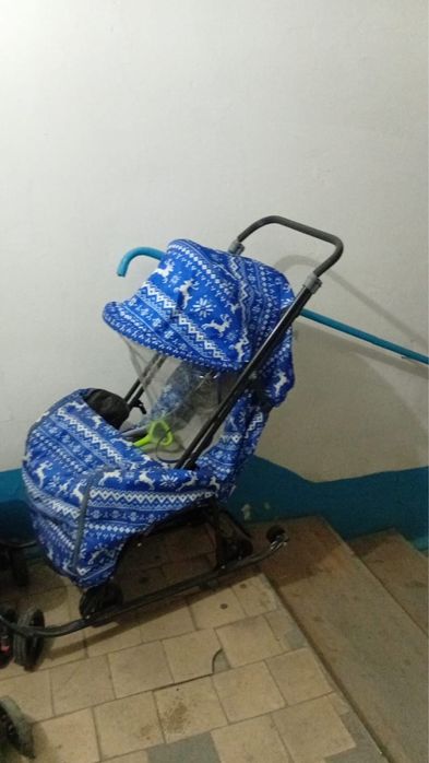 Продам санки-коляску