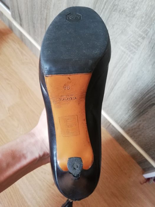 Продам Итальянские сапоги Gucci.