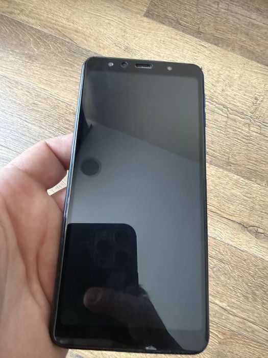 Телефон Samsung A7