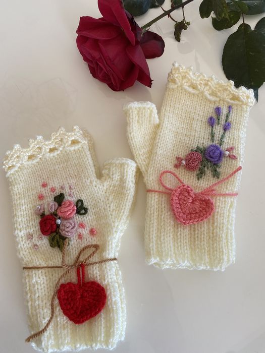 Ръкавици  ръчно изплетени стилни