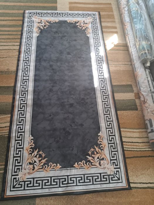 В наличии дорожки новые.