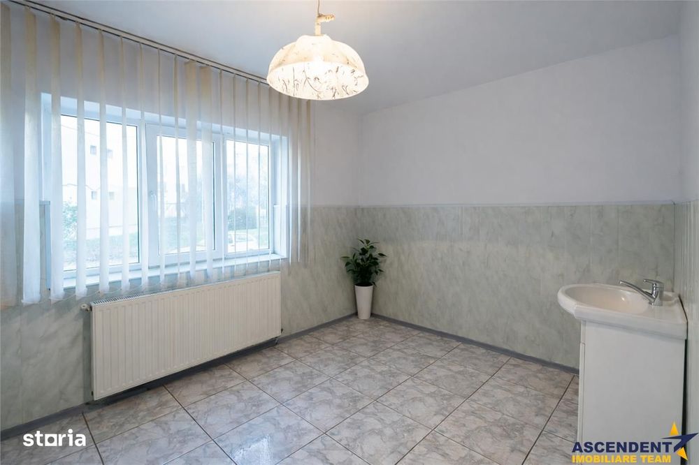 FILM! Targu Secuiesc,2 camere,partial renovat,recomandat:locuintaactiv