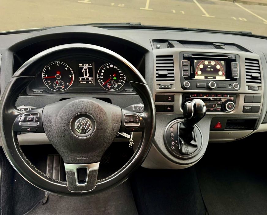 Inchirieri auto VW Caravelle 7+1 locuri