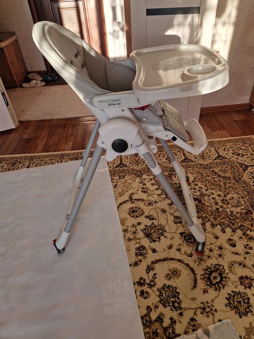 Детский стульчик для кормления