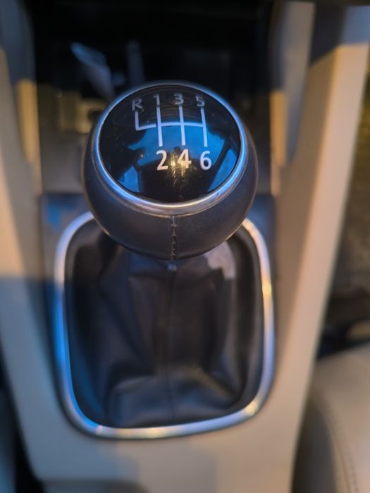 Продавам Голф5 2006г.