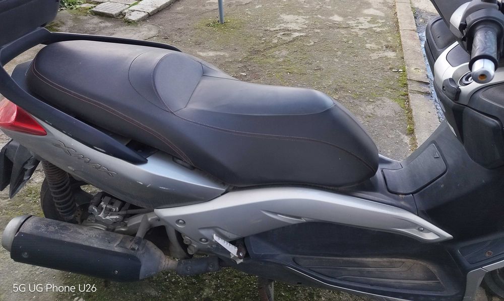 Скутер Yamaha Xmax 250