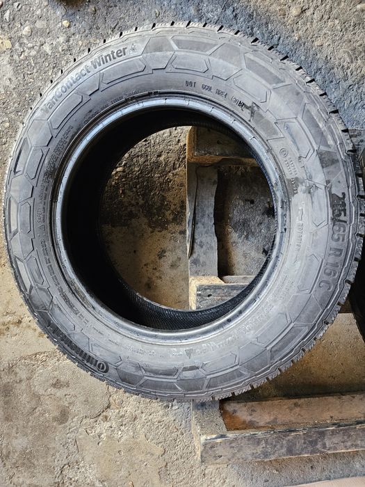 4 anvelope iarna 215 65 16C Continental 2019