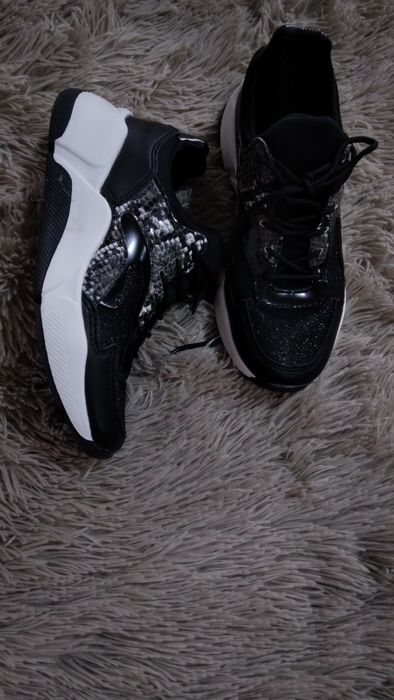 Adidași noi  import 36