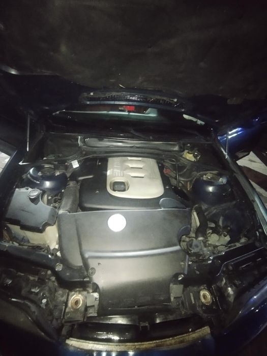 Vând BMW e46 in stare perfecta de funcționare
