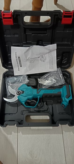 Foarfeca electrica grădinărit compatibil acumulatori Makita