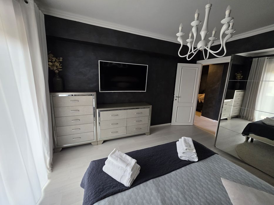 PF Inchiriez apartament 2 camere decomandat complex ESQ village 2 et 1/4
