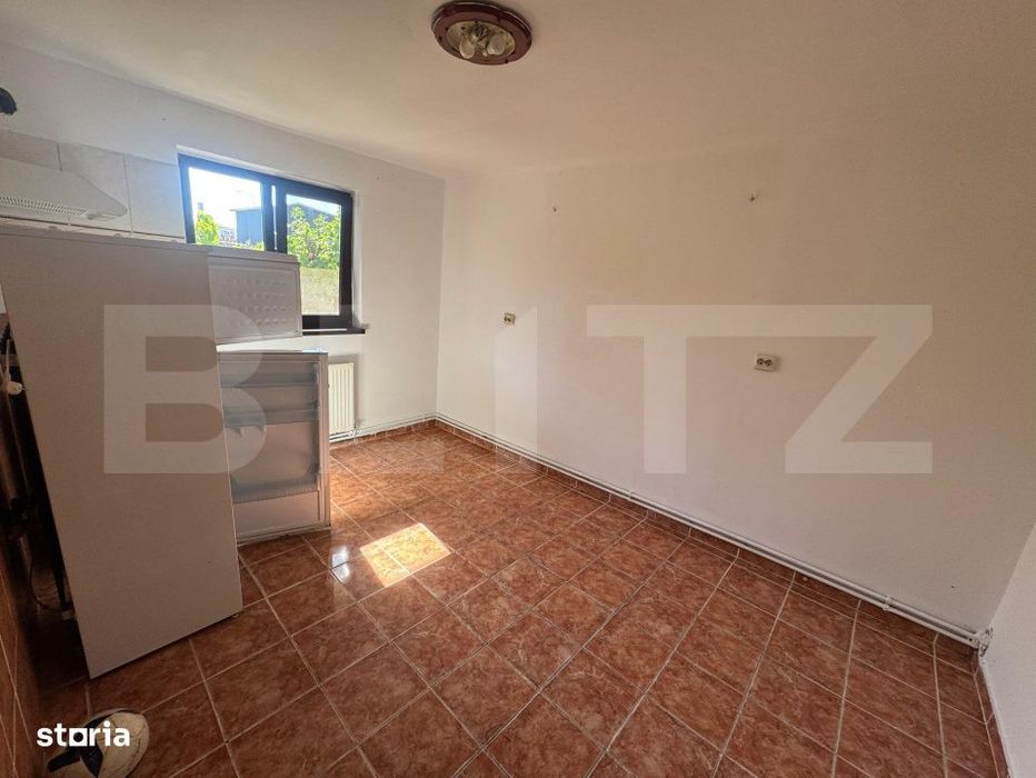 Casa cu 5 camere,  curte 650 mp, zona Bariera Valcii
