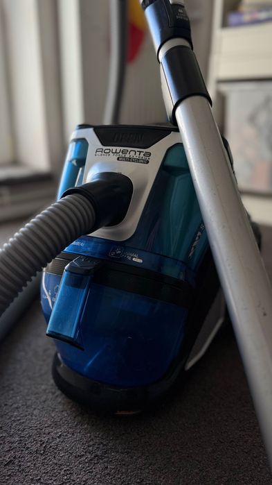 Aspirator Rowenta - Silence Force Extreme - Multi Cyclonic (fără sac)