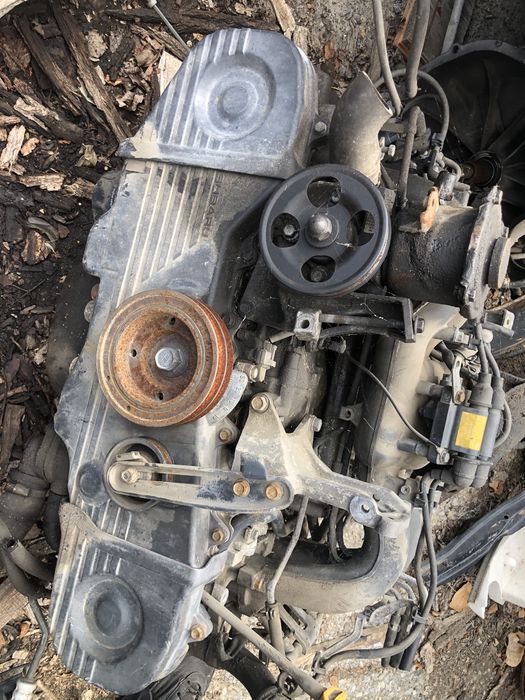 Двигател  бокстер за subaru forestar 2.0 i 125 к с 99 - 2004 г