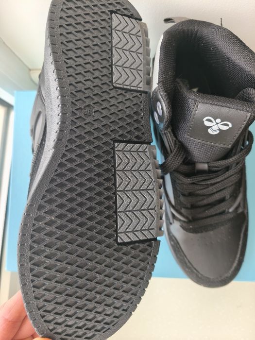 Кросовки 38 размер, новые