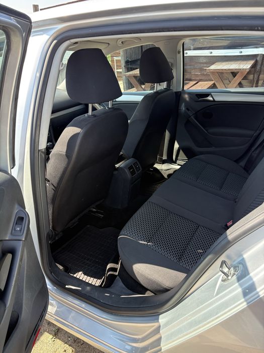 VOLKSWAGEN Golf 2010 — imagine 4