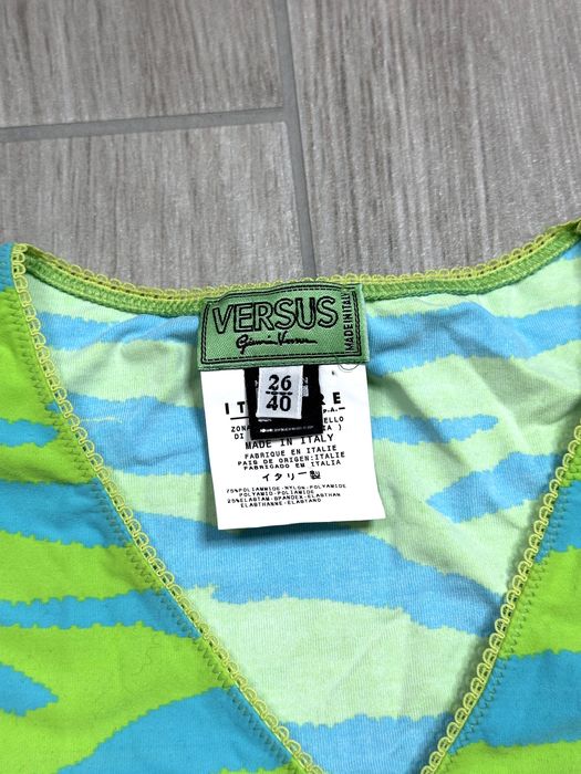 Дамска тениска Gianni Versace Versus - размер S/M, отлично състояние