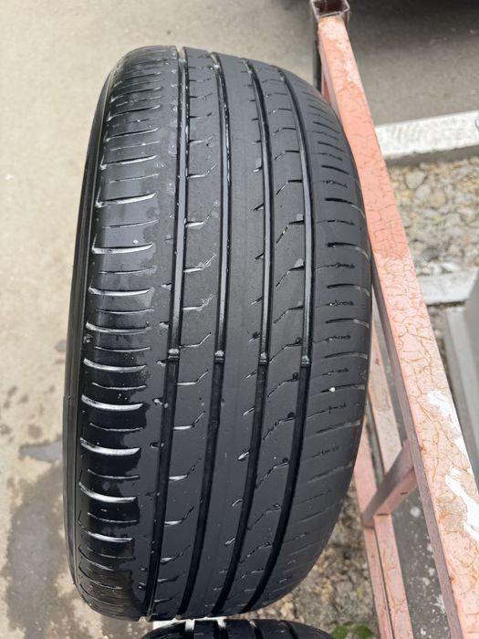 Продам шины 215/55/17 максис