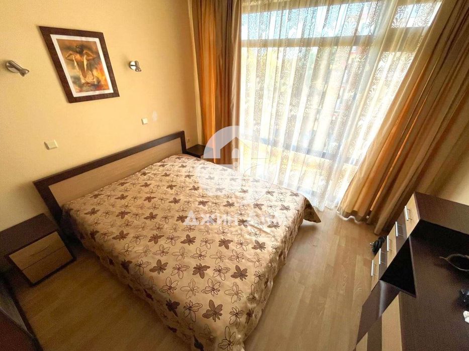 Продава се Тристаен апартамент в к.к. Слънчев бряг - 105 кв.м за 1000 €/кв.м - Снимка #4
