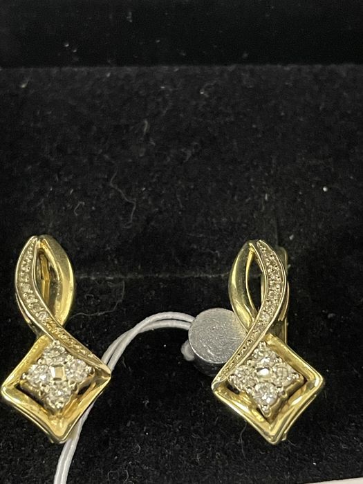 Серьги золотые с бриллмантами 583 пробы.