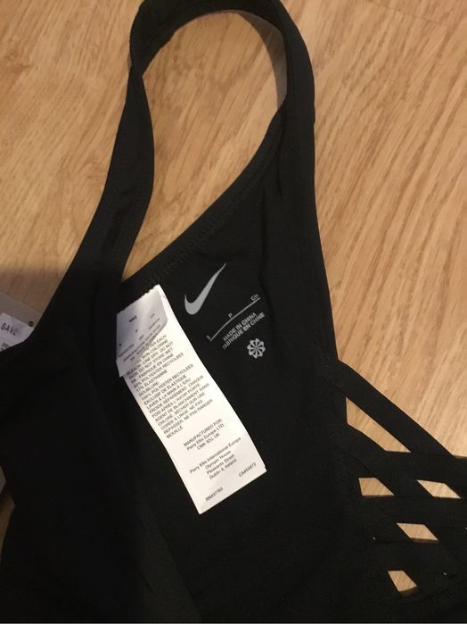 Нов цял бански костюм Nike XS