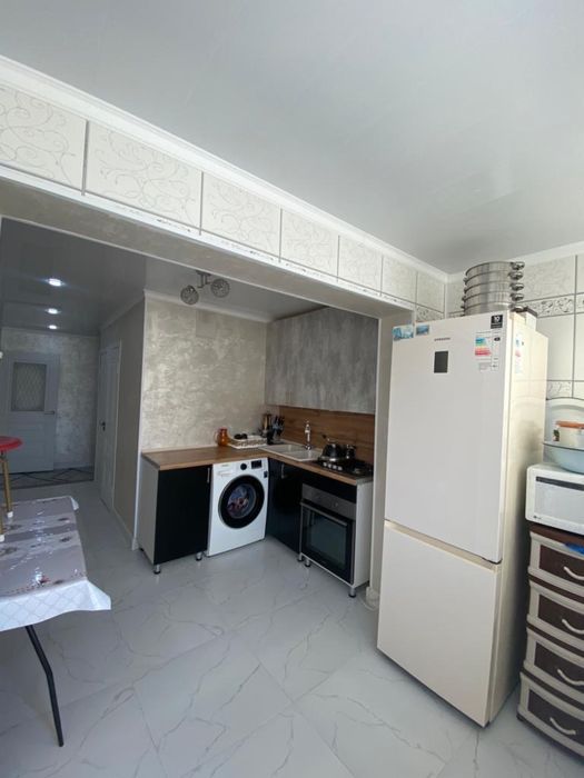 3 мкр 33 дом 3 этаж