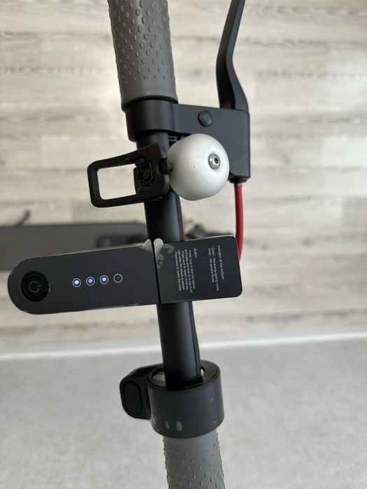 Электросамокат Xiaomi M365