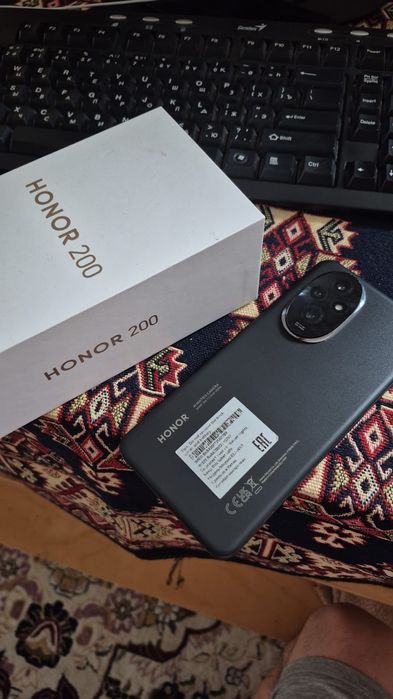 Телефон хонор 200