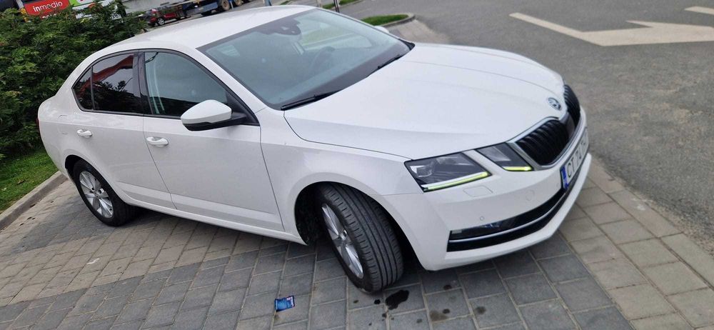 SKODA Octavia 2018 — imagine 3