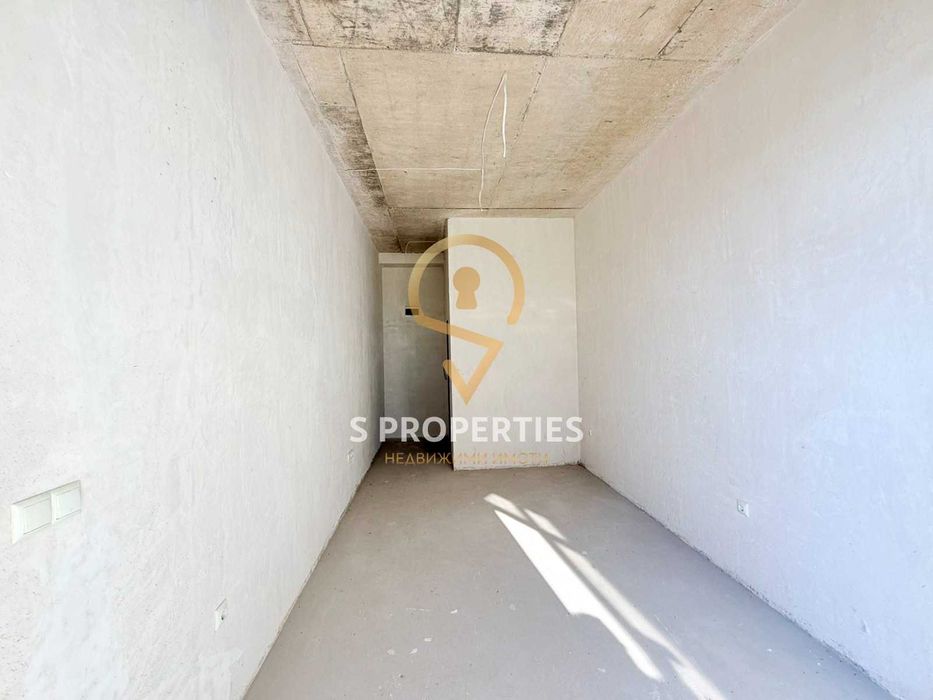 Продава се Магазин в Варна, Център - 31 кв.м за 1500 €/кв.м - Снимка #1