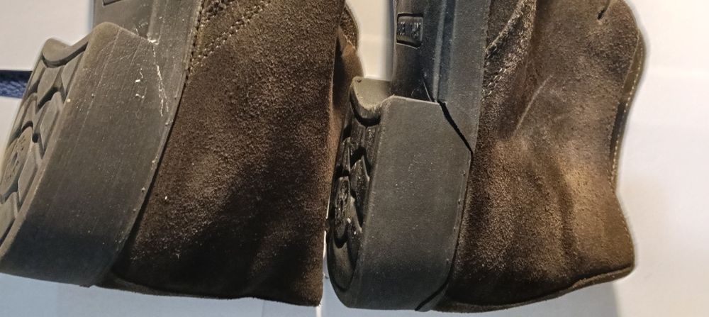 Pantofi marimea 40