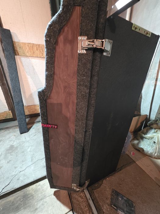 Полка мицубиси делика.