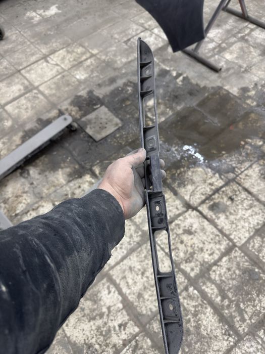 Планка богажника Golf3