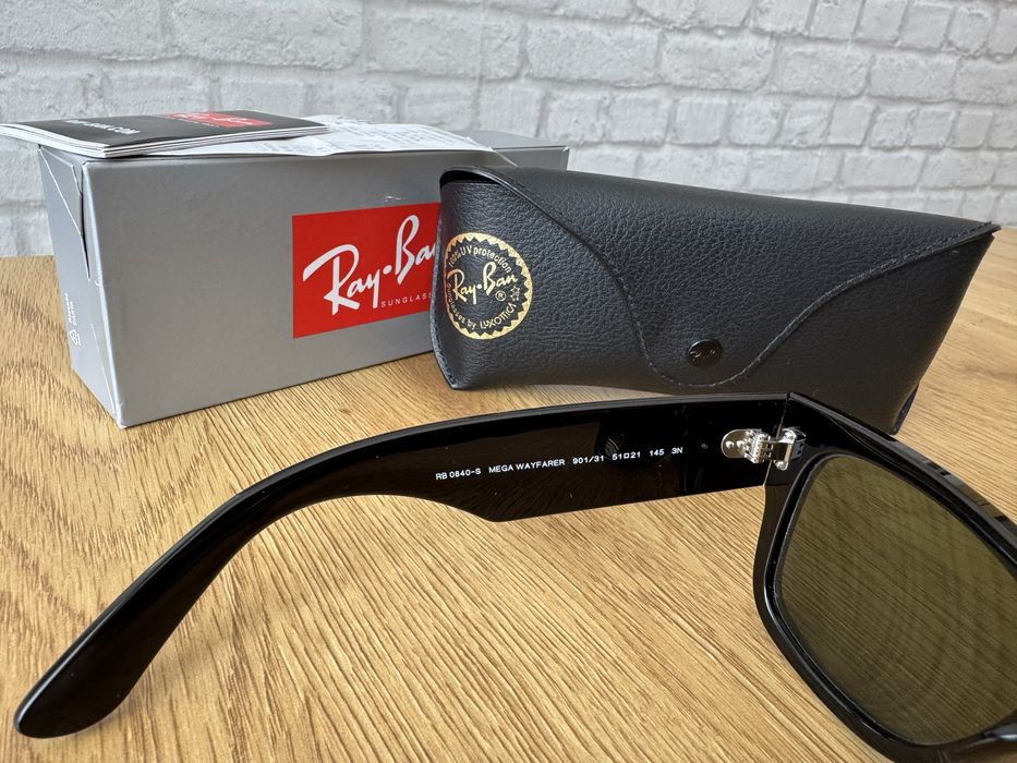 Слънчеви очила Rayban, без следи от употреба