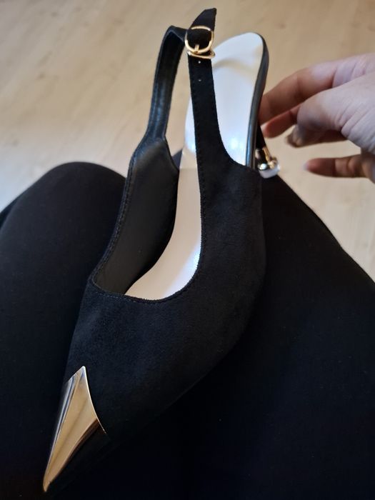 Официални обувки