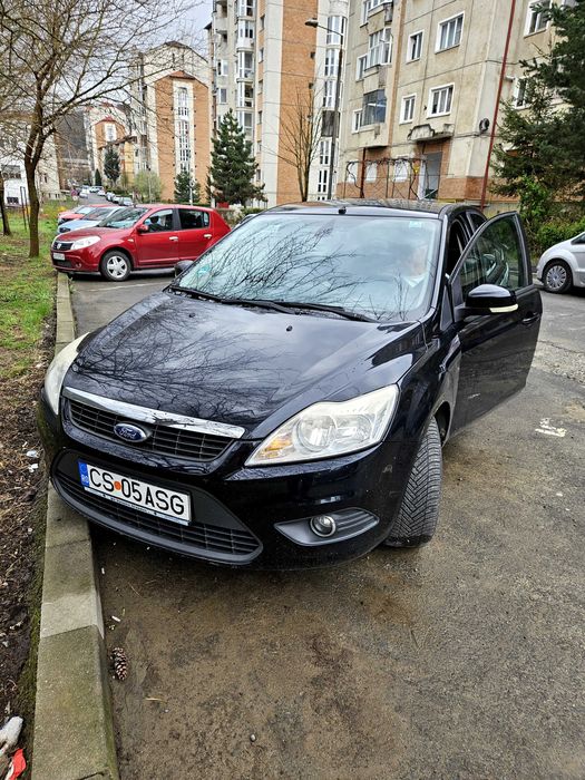 Ford focus 2 hatchback