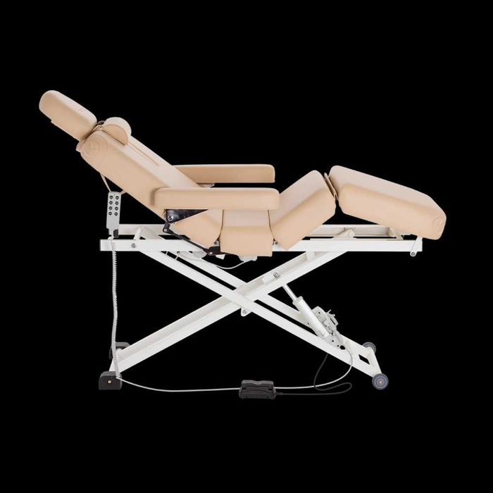 Стационарный массажный стол Yamaguchi Lux
Многофункциональный стол.